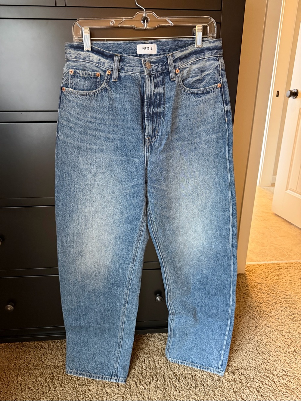Pistola Women’s Wes High Rise Barrel Jean Size 28 in light wash